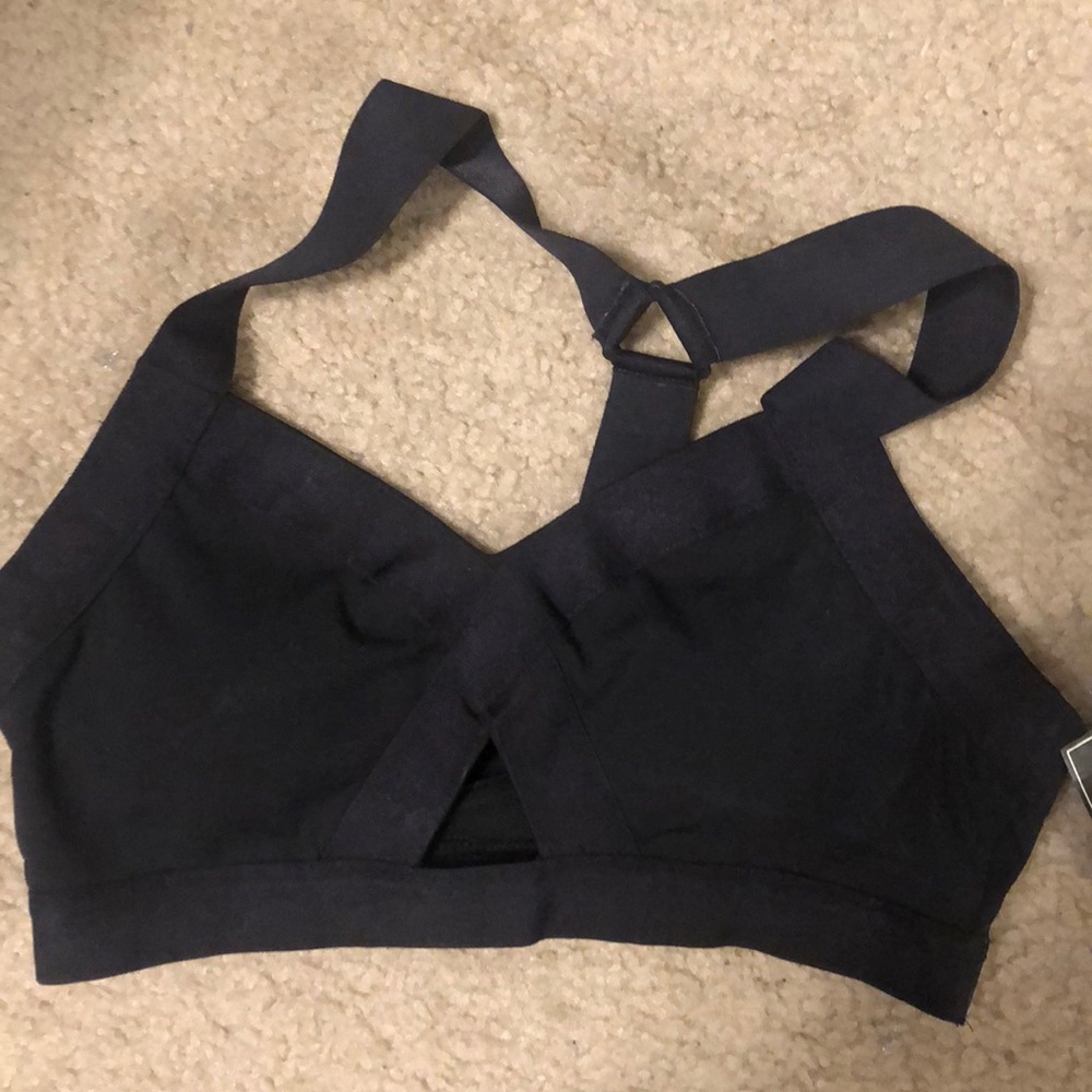 Brand New sports bra